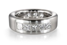 Ring 8 Diamanten insg. 1ct