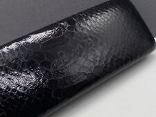 ByWP Brillenetui Hartschale Schlange Reptil slim schwarz Kunstleder vegan