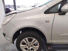 Opel Corsa D original Kotflügel vorn links 2AU starsilber III Z157 BJ2006