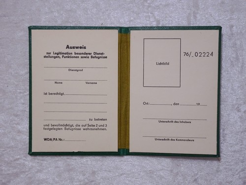 Ddr design ausweis - ddr,