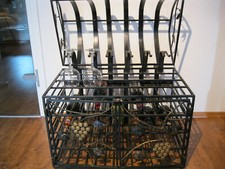 Weintruhe schwarzer Stahl + Golddet. echtes Kunsthandwerk richtige Schmiedekunst