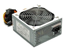 650 WATT ATX PC Computer ATX Netzteil SATA PCI-E 140mm SILENT Lüfter 14cm NEU