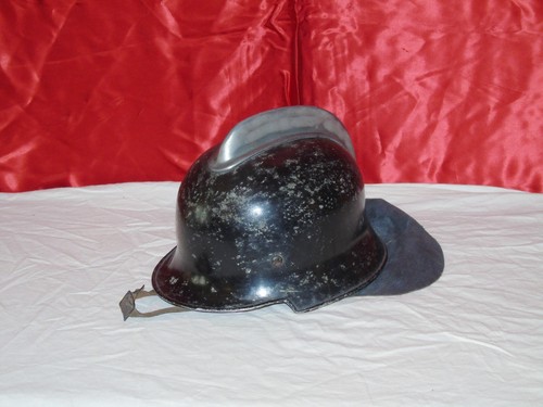 Feuerwehrhelm