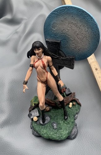 Vampirella vampir figur statue - vampirella,