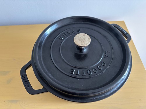 Staub cast iron - cast,