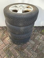 Satz Winterreifen auf Alu-Felgen für Kia Niro