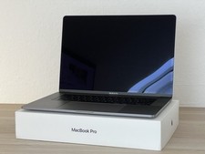 MacBook Pro 15” (2016, Grau)