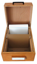 Alter Karteikasten mit