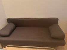 Graues Schlafsofa
