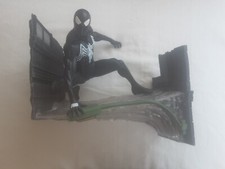 Symbiote Spider-Man Marvel Diamond Select Figur