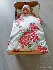 Antikes Holz  Puppenbett+Puppe+Mobile