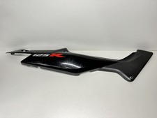 HINTERE VERKLEIDUNG RECHTS