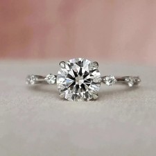 Rund Schliff 2.05 Karat Echter