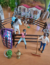 Großes Pferde-Schleichset mit viel Zubehör, Pferdestall, Reiter