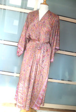 Neu toller langer Seiden  Kimono Gr. S 36 M 38 L 40 Rosa Lila Beige  Gelb Weiß
