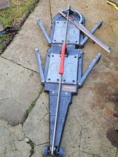 Riesiger Masterpiuma Montolit