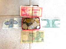 alte Noten -und Münzen