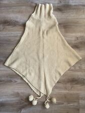 Hallhuber Damen Poncho Bommel Wolle Strick Umhang Creme Beige Onesize