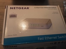 NetGear FS205-100PES Switch
