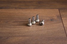 Yamaha R1 M RN32 Schrauben