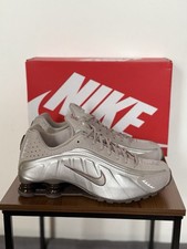 Nike Shox R4 Braun Cave Stone