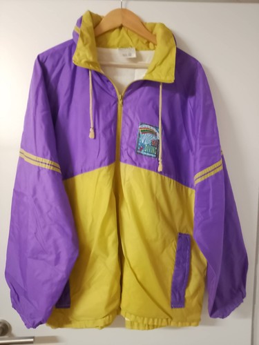Vintage regenjacke mit - regenjacke, kapuze