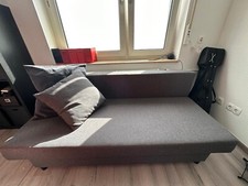 Couch mit Bettfunktion und die