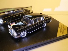 Modellauto Mercedes 300 SE, Heckflosse mit Stern von Vitesse, M1:43, OVP