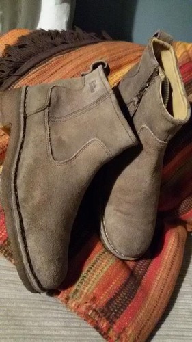 Women clarks boots brown suede - women,