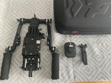 Tilta camera shoulder rig - shoulder,