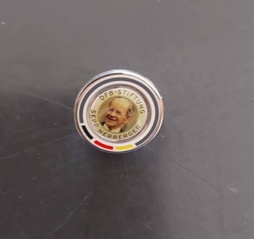 Ansteck pin fußball - ansteck,