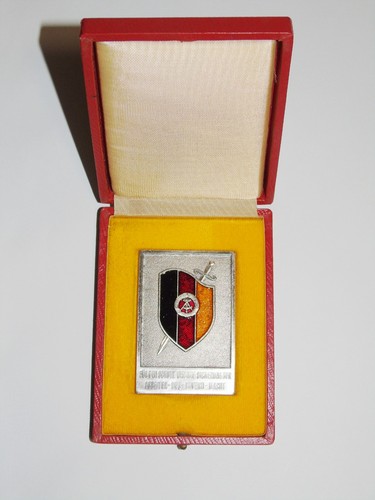 Staatssicherheit ehrengeschenk - staatssicherheit,