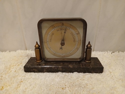 Barometer thermometer - barometer.,