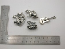 4 plastische Anhänger Silber