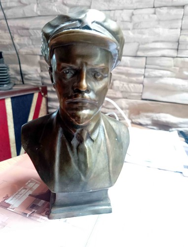 Lenin büste signiert - lenin,