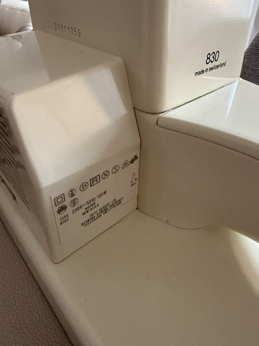 Bernina 830 electronic
