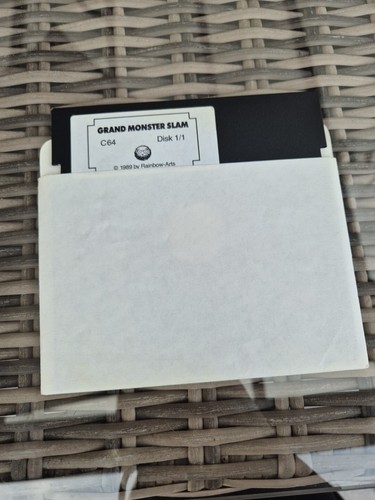 Grand monster slam commodore - monster,