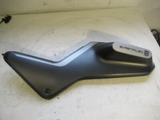 Husqvarna Svartpilen 125 EZ 2022 Tank Verkleidung Vorne Rechts