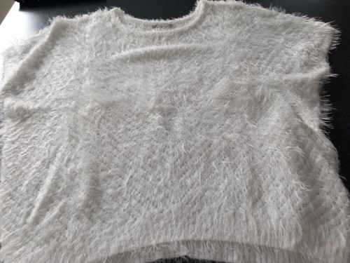Pulli flausch weiss - weiss, lochmuster