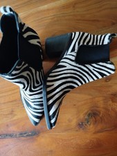 Kennel & Schmenger Zebra