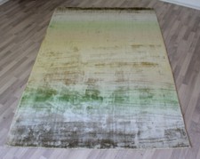 moderner Veloursteppich