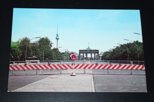 Color mauer berlin - mauer,