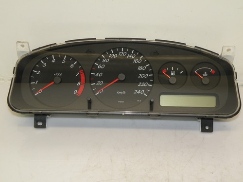 Nissan primera p11 - nissan,