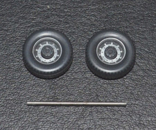 1:87 (H0) - Wiking 2 x LKW-Räder für Anhänger 12 mm/ Achse 22 mm - Zubehör