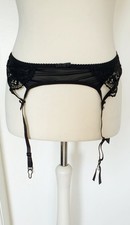 Strapshalter Strapse schwarz Spitze Größe M Strapsgürtel neu Strumpfhalter