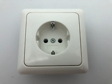 Gira Abdeckung + Rahmen + UP Steckdose komplett Reinweiß