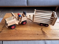 Fagus Holzspielzeug Jeep 10.75
