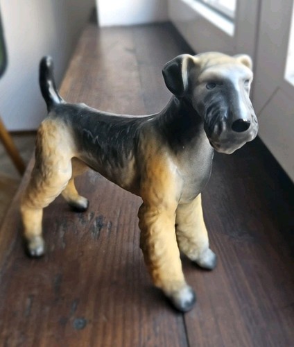 Hollohaza porzellan figure