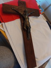 schönes altes Kruzifix Jesus