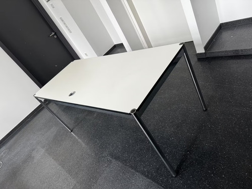 Originale usm haller - usm,